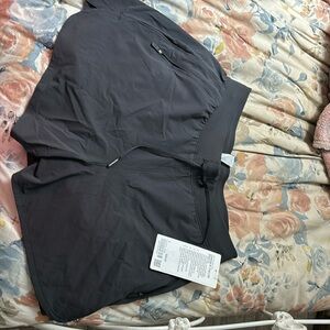 Lululemon License to Train HR Shorts 4”